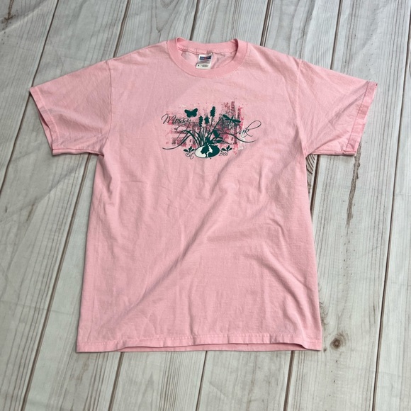 Mossy Oak Pink Logo Short Sleeved T-Shirt - Size Medium - Picture 7 of 8